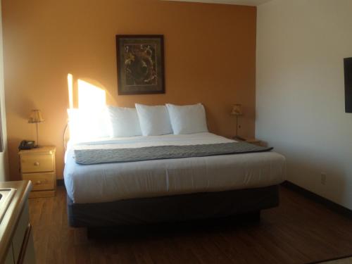 Corral Creek Lodge - image 2