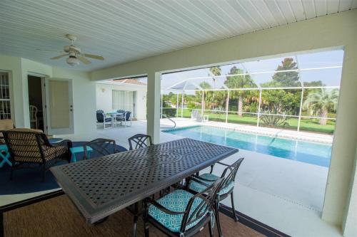 Exterior view, Luxury 2BR-3BA Pool Villa and 20 Min to WEC- Ocala in Hernando (FL)