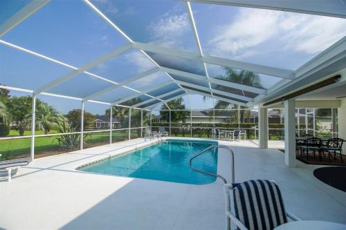 Exterior view, Luxury 2BR-3BA Pool Villa and 20 Min to WEC- Ocala in Hernando (FL)