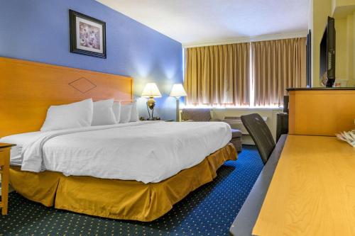 Days Inn & Suites by Wyndham Lebanon PA