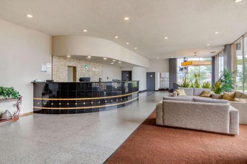 ردهة, كواليتي إن (Inn at the Highlands Denver Downtown) in Jefferson Park