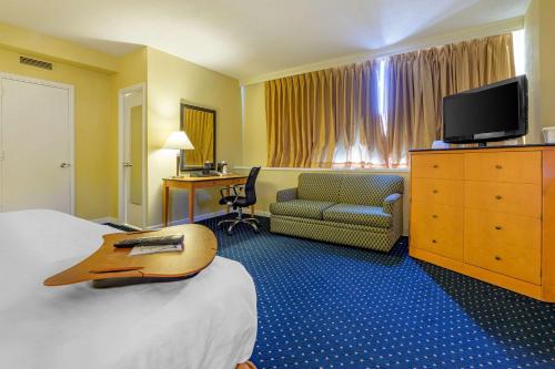 Days Inn & Suites by Wyndham Lebanon PA