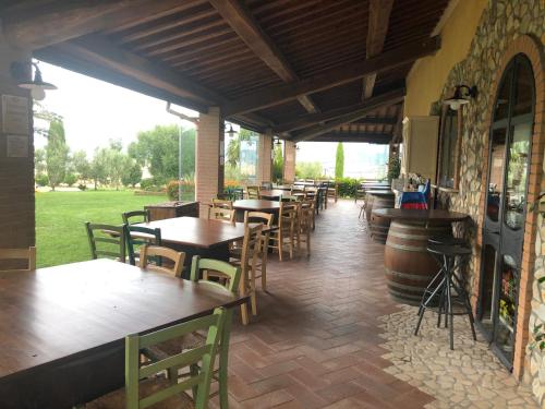Restaurante, Casa in campagna a due passi dal mare in Viareggio City Center