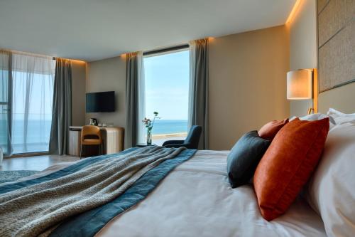 Wave Resort