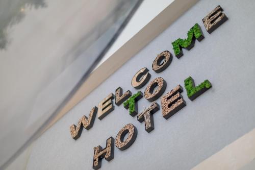 Imin Hotel photo 1