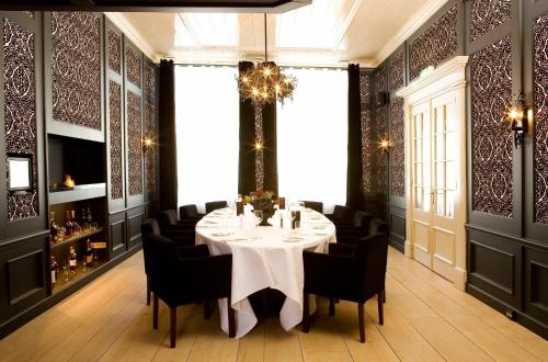 Suitehotel Posthoorn - image 11