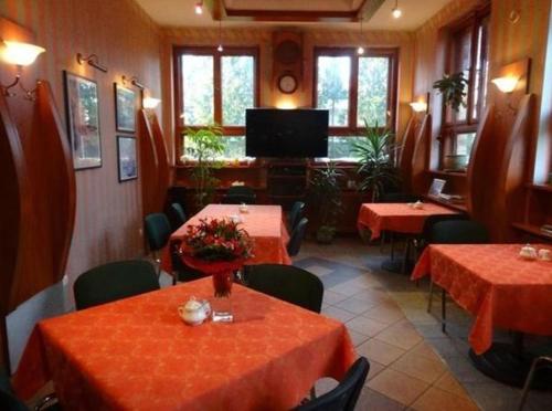 ห้องอาหาร, Motel Comet in พอซนาน