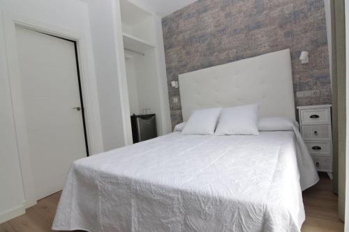 Hotel Castillo Benidorm - image 13