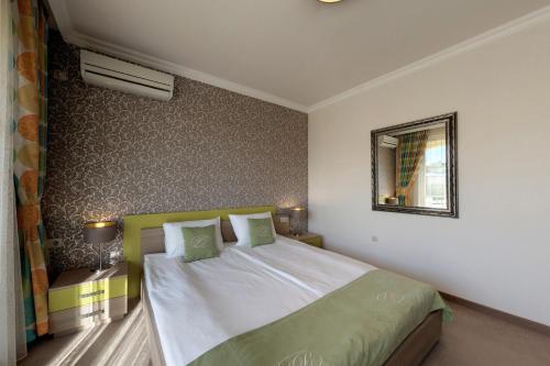 Penelopa Palace Apart Hotel & SPA - image 9