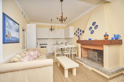 Marciana Hills Apartments in Марчіана Маріна