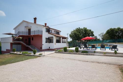 Apartments Skitača 1816 in Barban
