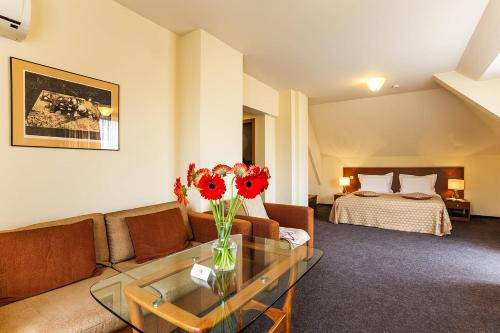 Sofia Place Hotel by HMG - image 9