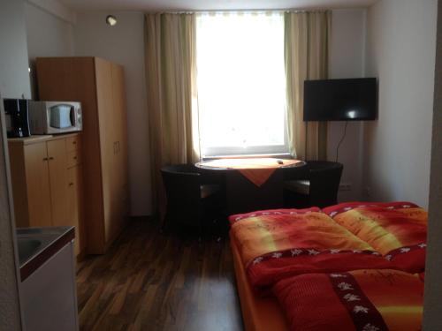 Ferienapartment: An Der Kunstakademie Heimbach - image 8