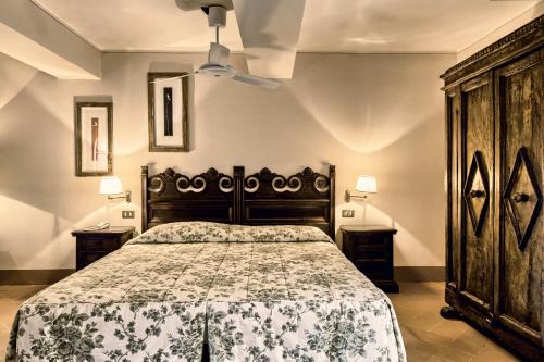 2 twin beds