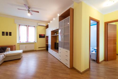  Debba Family Apartment Genoa, Pension in Genua bei Pontedecimo