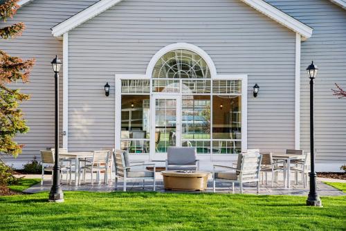 บริการและสิ่งอำนวยความสะดวก, คันทรี อินน์ แอนด์ สวีท บาย เรดิสัน มิลวอคี เวสต์ (บรูกฟิลด์) (Country Inn & Suites by Radisson, Milwaukee West (Brookfield), WI) in บรูคฟิลด์ (WI)