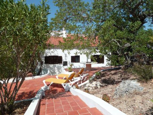 Facilities, Algarve booking Casa Alfarrobeira Benagil Caves private parking airco heated private pool - AL in Salicos