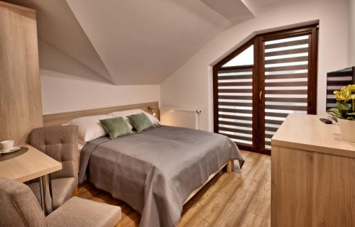 1 double bed