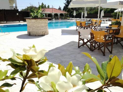 Leonidas Apartments And Suites - Chalkidiki