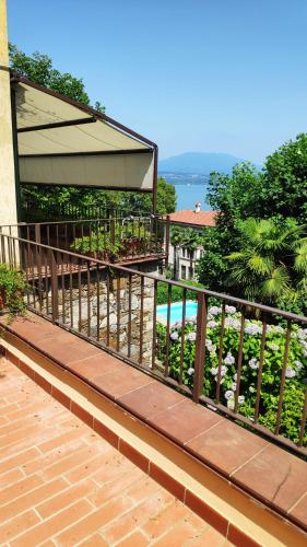  Heavenly - Tourist Apartment, Pension in Belgirate