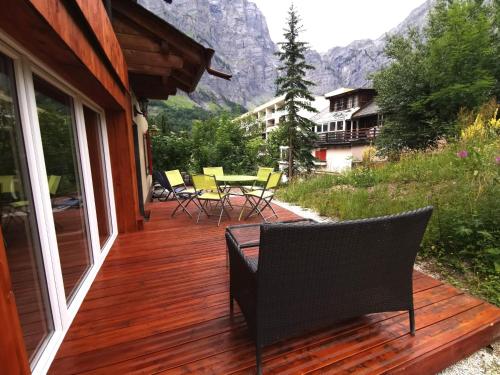 Apartments Chalet Tatyana - image 9