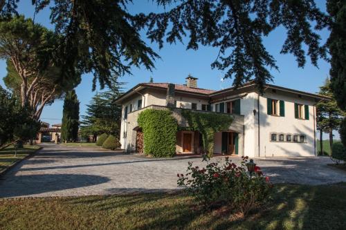 Villa Paola Holidays