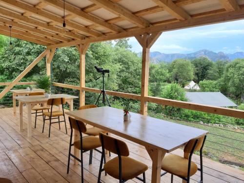 Restaurant, Hoopoe Glamping in Virpazar