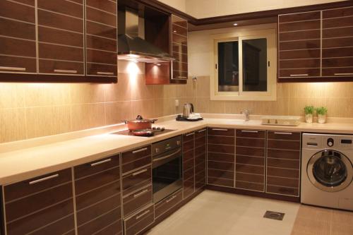 Mandarin Hotel Apartments image 20