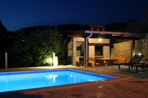 Villa Anabella peaceful holiday home with pool