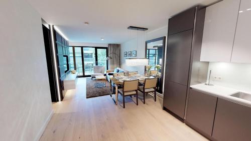 White Pearl Apartment 1.04 - image 4