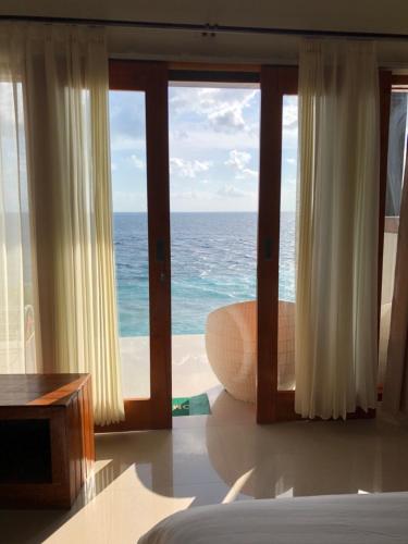 Ogix Cliff Paradise, Nusa Penida