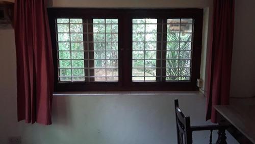 Isai Ambalam guest house photo