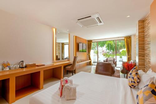 room detail thumbnail 0