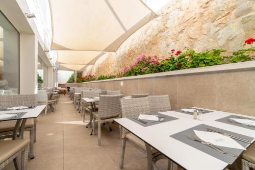 Aparthotel Tropicana - image 6
