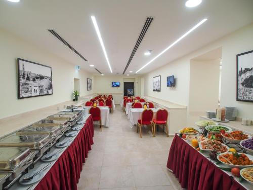 餐廳, 新國會大廈酒店 (New Capitol Hotel) in 古城