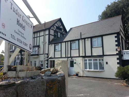 Tudor Court Guest House Falmouth