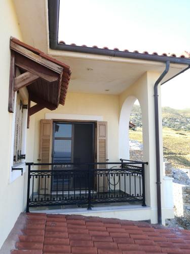  Polithea Home in Karystos