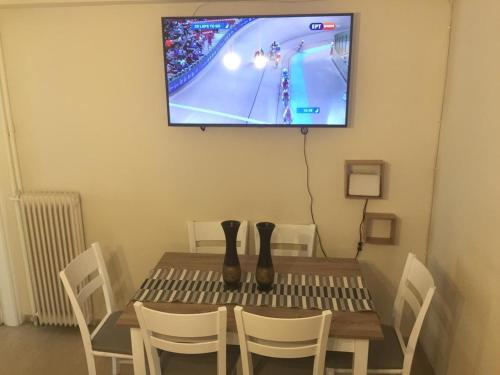 Thiseio Big Apartment, Athens (photo 9)