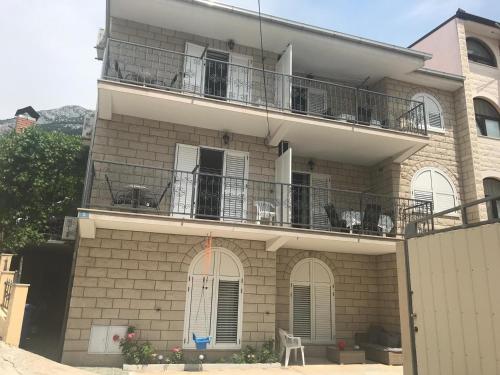  Apartments Marko in Makarska