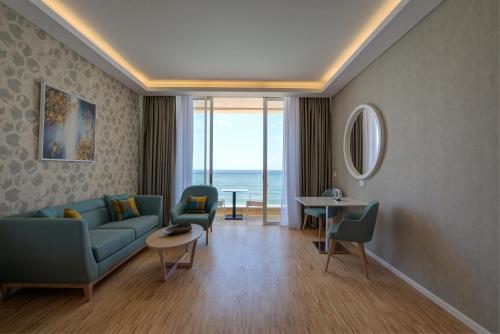 لانكستر إيدن باي لانكستر إيدن باي