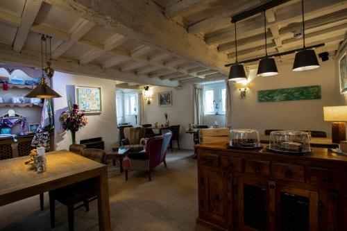The Salty Monk Bed & Breakfast - image 12