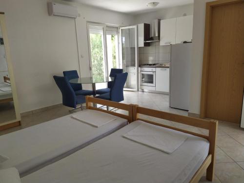  Apartment Nada Pag in Pag