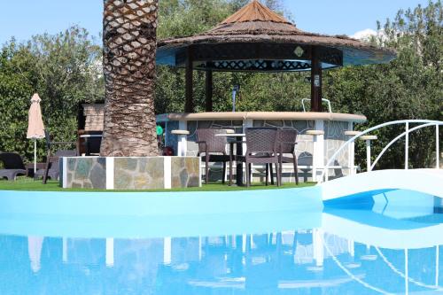 Pegasus Hotel - image 7