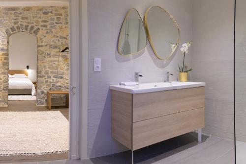 Couvent de la Salette & Spa – Millau, NY