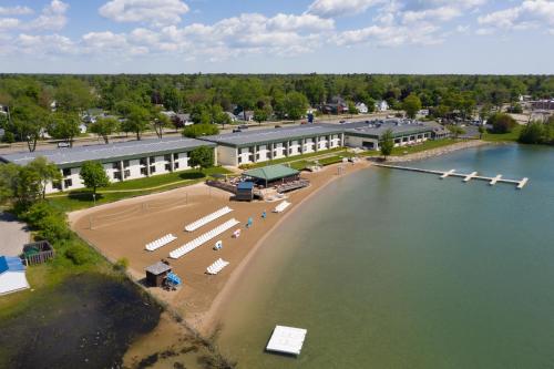 Tawas Bay Beach Resort & Conference Center in East Tawas, USA