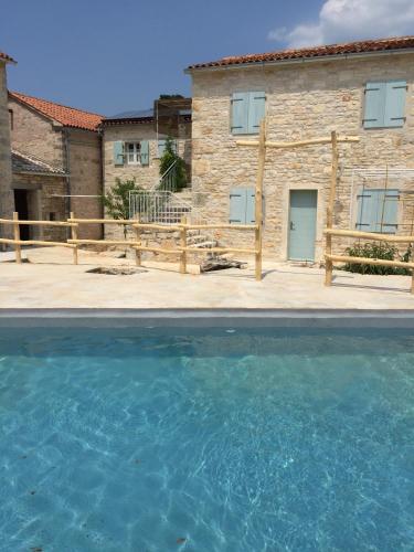  Arbalovija 1 in Šivati