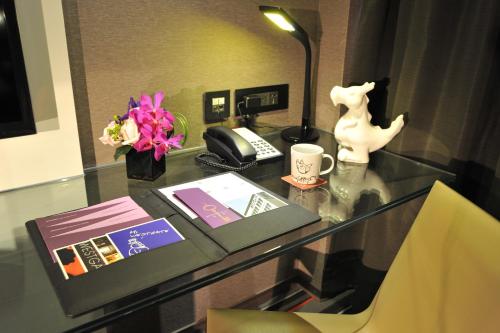 20945486 WESTGATE Hotel