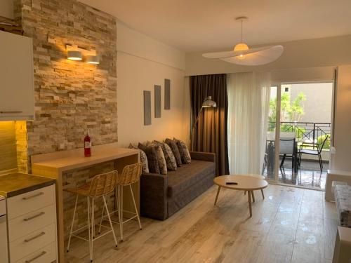 2 bedrooms, 4 beds