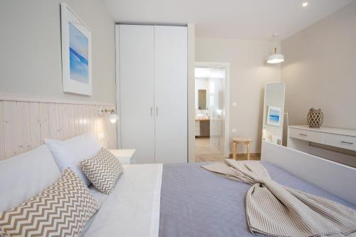  Avi Suites 2 in Faliraki