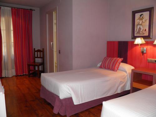 Hotel Annex - Rey Don Jaime I - image 6